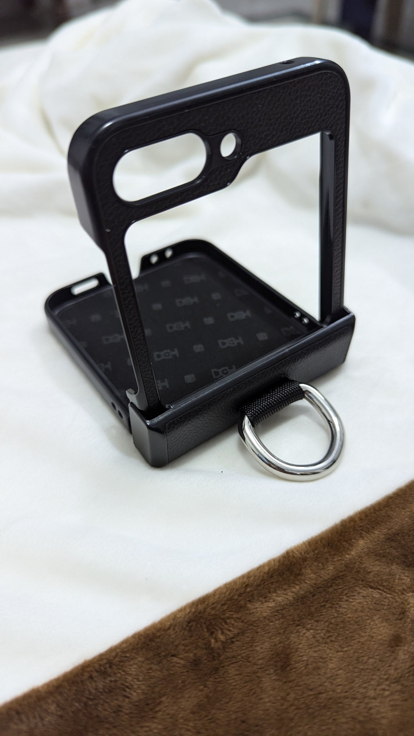 Samsung z flip primium leather case with metal ring